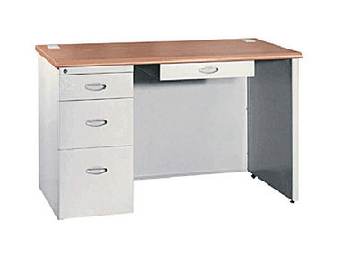 钢制办公桌7